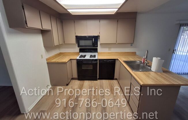 3 beds, 2 baths, $2,495