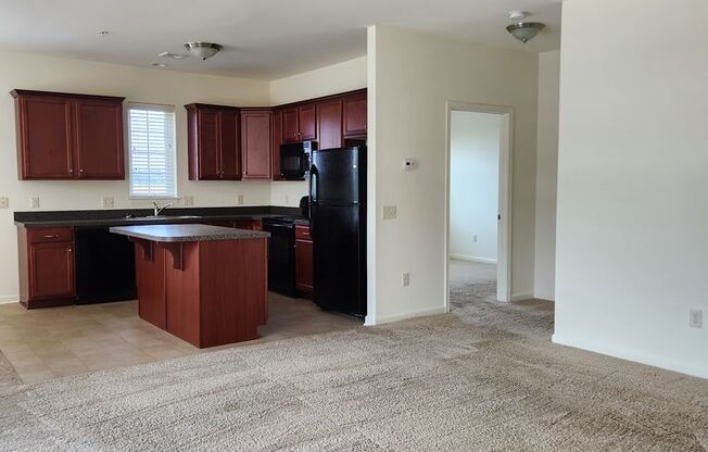 2 beds, 2 baths, 1,075 sqft, $1,680, Unit SU30263