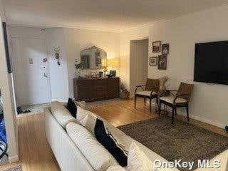 2 beds, 2 baths, 1,050 sqft, $3,000, Unit 1G