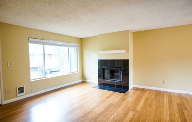 2 beds, 1 bath, $1,625