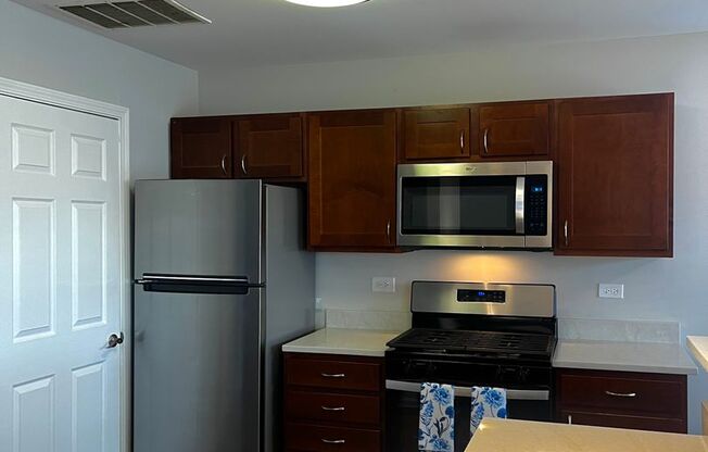 2 beds, 2.5 baths, 1,080 sqft, $2,275, Unit 180A
