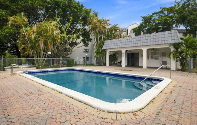 Beautiful 2-Bedroom 2-Bath Condo with Lake View