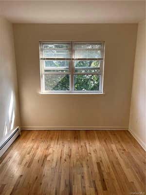 3 beds, 1 bath, 1,000 sqft, $3,000