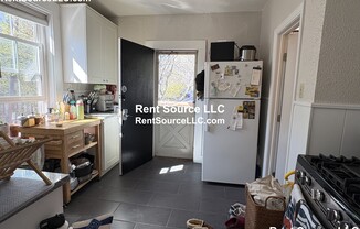 565 Somerville Ave