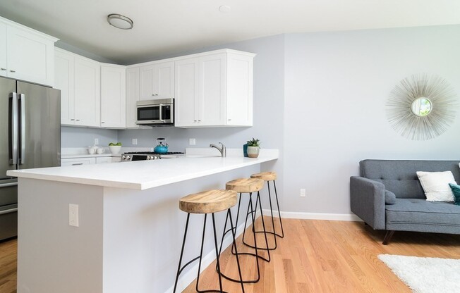 172 KIMBALL AVE