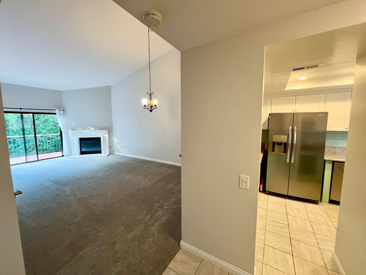 Beautiful 3-Bedroom Condo in Villas at Calavera Hills – End Unit with Scenic Views!