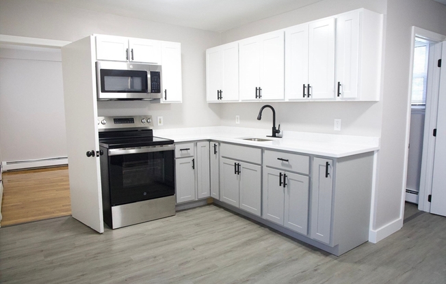 221 S MAIN