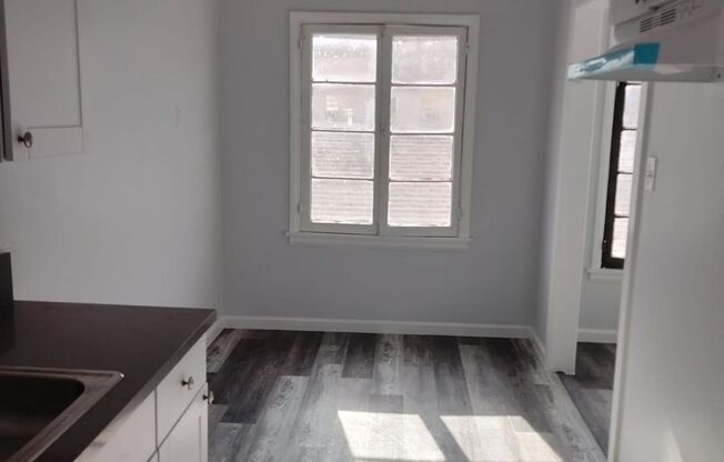 1 bed, 1 bath, $2,150, Unit 210