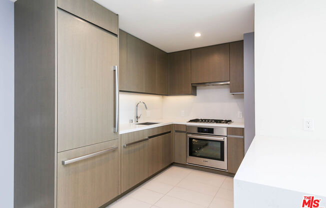 1 bed, 1.5 baths, 843 sqft, $2,950, Unit 2401