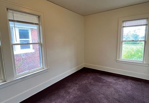 2912 TUXEDO ST
