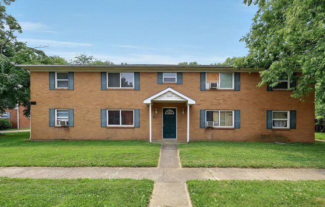 2 Bedroom One Level Apartment