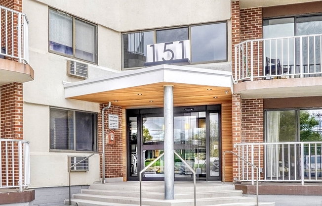 151 COOLIDGE AVE
