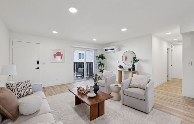 2 beds, 2 baths, 975 sqft, $2,874, Unit 107
