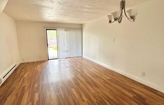 2 beds, 1 bath, 1,000 sqft, $2,650, Unit 14