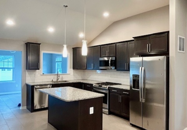 54 LINWOOD AVE