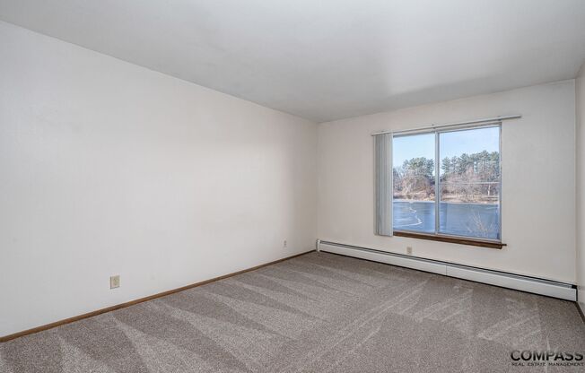 2 beds, 1.5 baths, 884 sqft, $1,275, Unit 101