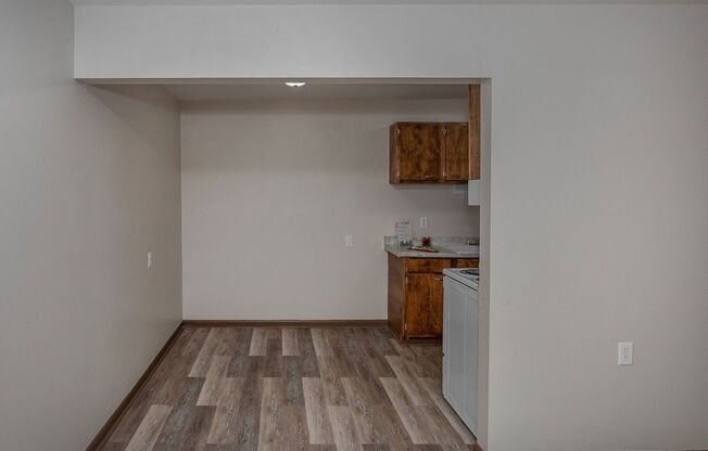 1 bed, 1 bath, 650 sqft, $725, Unit 3535 N Main Street Apt C-3
