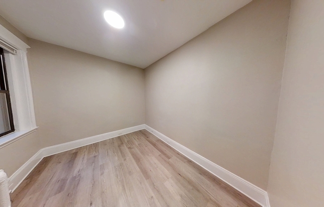 1 bed, 1 bath, 600 sqft, $3,600, Unit 5