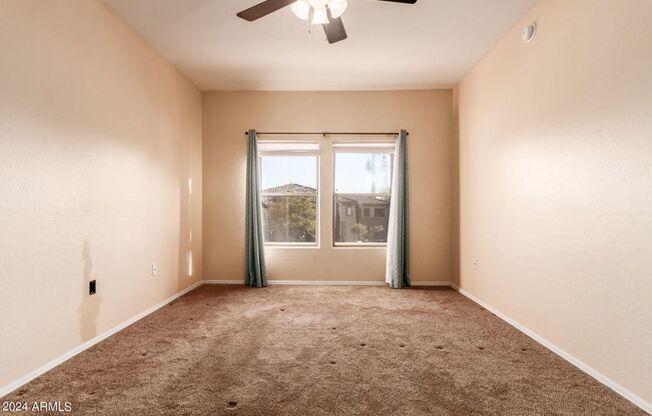 2 beds, 2 baths, $2,200, Unit APARTMENT 2168