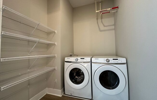 2 beds, 2 baths, 1,170 sqft, $2,450, Unit 214