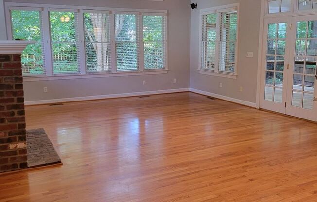 Awesome 4br/2.5ba in exc Cary Location! Available Now!