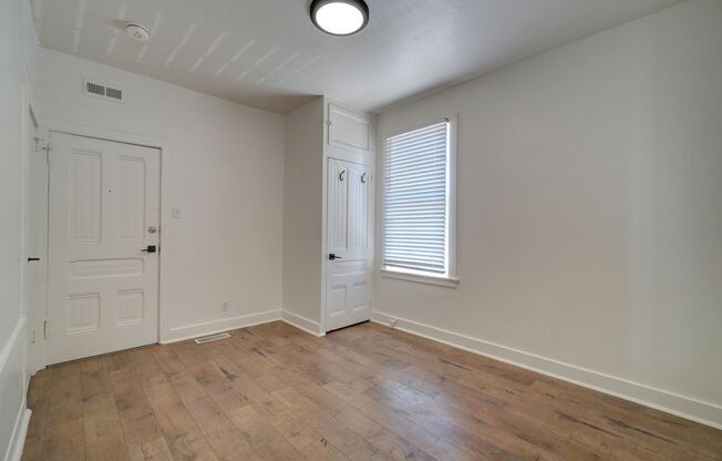 1 bed, 1 bath, $1,299, Unit 718 - 04