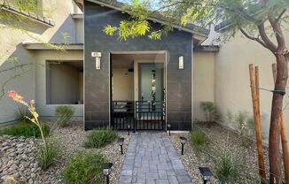 Beautifully furnished 3BD/2.5BA townhome in Summerlin!