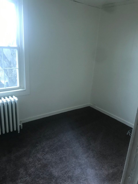 4 beds, 1 bath, $1,400, Unit 2