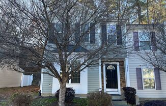 Stunning 3BD, 2.5BA Durham Townhome in a Great Location Near Downtown Durham and RDU Airport