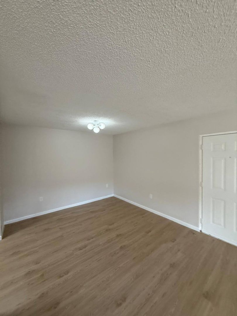11515 NW 22nd Avenue - BLDG 2