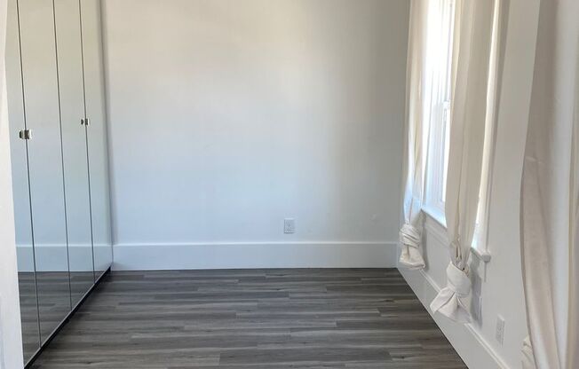 1 bed, 1 bath, $1,995, Unit 5