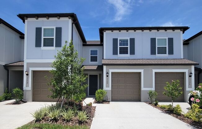 Brand NEW 3 Bed/2.5 Bath Townhome that was constructed just this year! Lawn & Internet INCLUDED in rent!