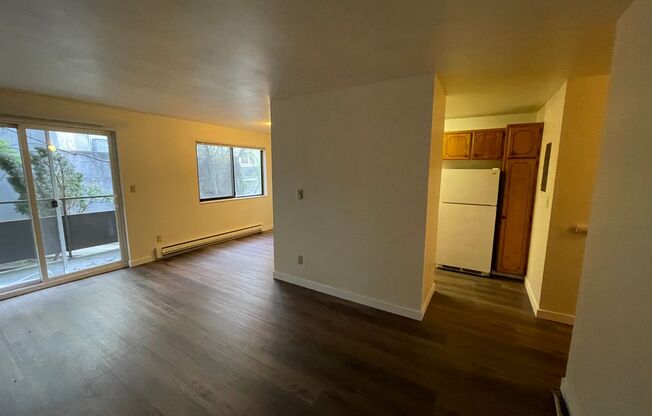 Hill Town Apartments: Spacious Two Bedroom in Desirable Location