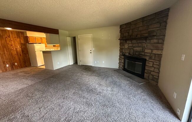 Location! Location! 2-bed 2-bath condo overlooking Aviation Park! $500 off 1st months rent!
