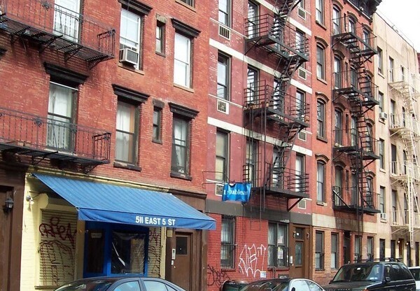 513 E 5 ST