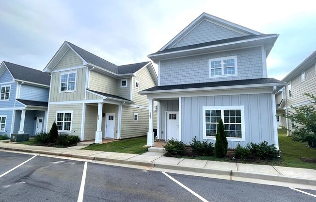 COTTAGES AT WOODSONG