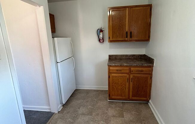 1 bed, 1 bath, 750 sqft, $1,295, Unit D-19