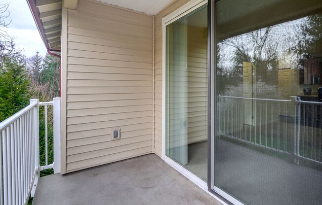 2 beds, 2 baths, 941 sqft, $1,895, Unit CC-101