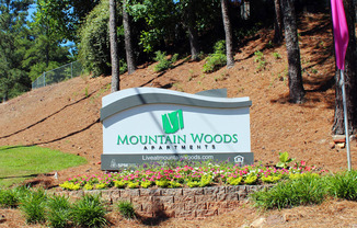 Mountain Woods Apartments