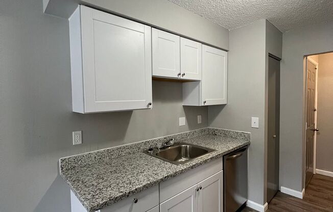 1 bed, 1 bath, 750 sqft, $1,200, Unit 29