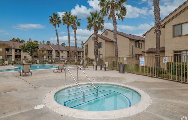 2 beds, 2 baths, 920 sqft, $2,320, Unit 194