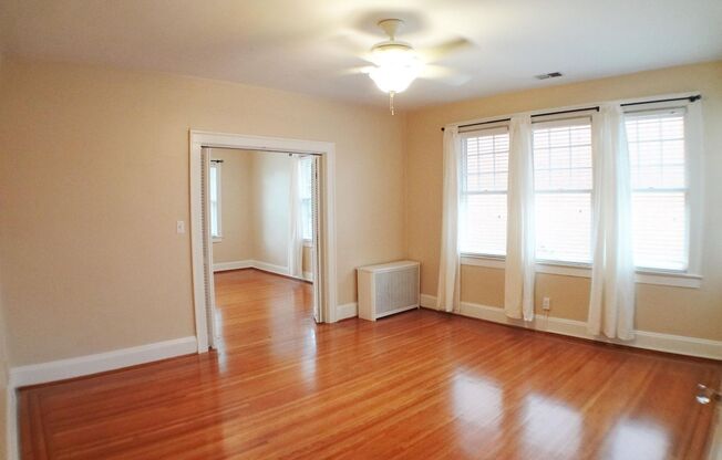 Beautiful 1BR condo in the Highlands