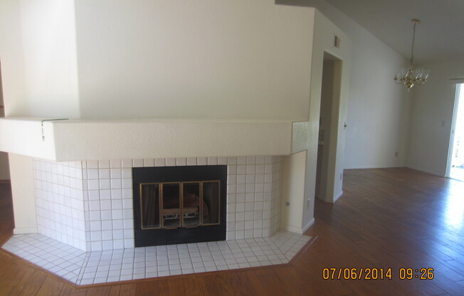 2 beds, 2 baths, $3,950, Unit # 36