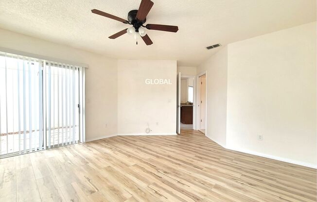 3 beds, 2 baths, $1,995, Unit UNIT D3