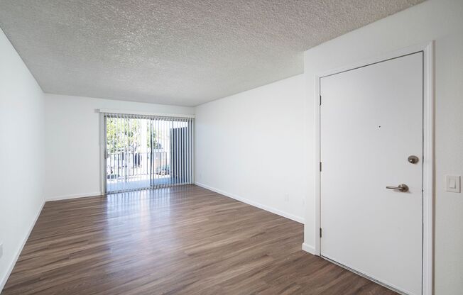 1 bed, 1 bath, 824 sqft, $2,695, Unit 228