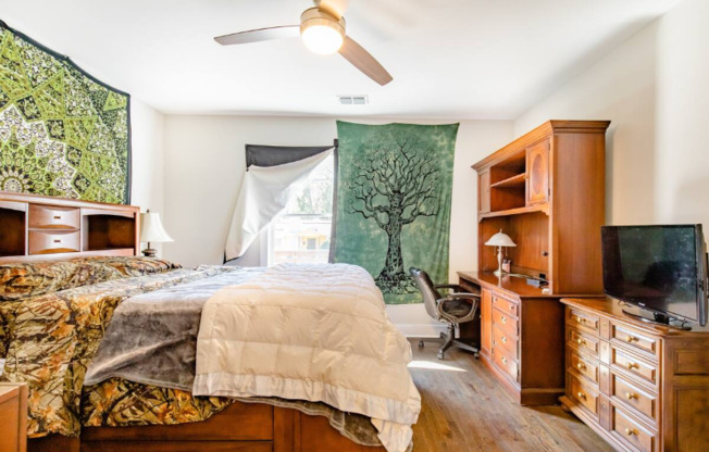23 OLLIE ST NW