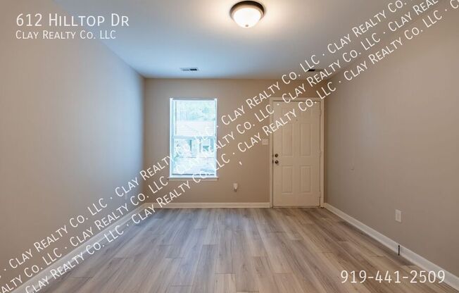 612 HILLTOP DR