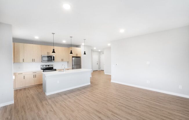 2 beds, 2 baths, 1,179 sqft, $2,800, Unit 4408