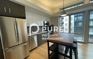 Amazing and Energy Efficient One-Bedroom Condo in NE Portland!