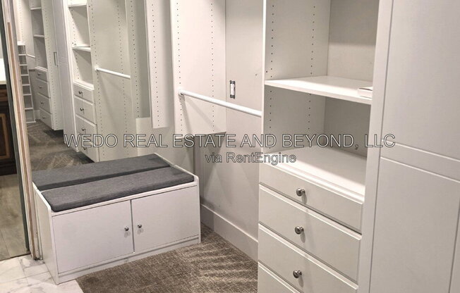 3 beds, 2 baths, 1,248 sqft, $1,895